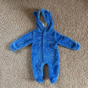 Magnetic Me Pram (bear suit) Like New! Outdoors Cozy